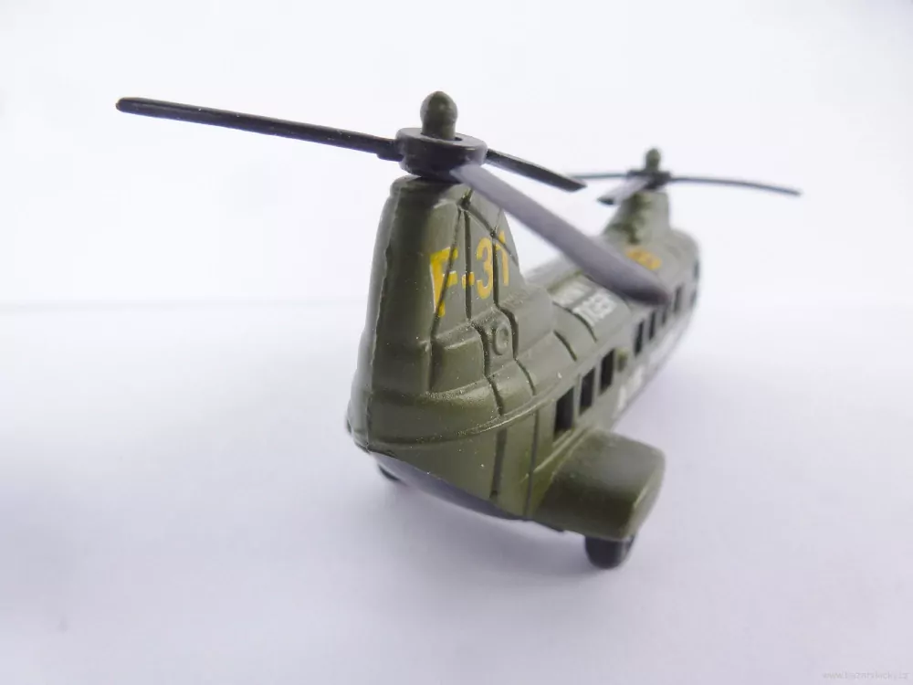 Vojenský vrtulník AIR FORCE 7 x 1 x 2,5 cm
