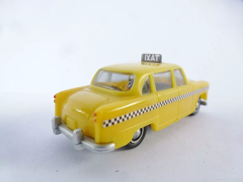 H0 Ferrero TAXI Osobní automobil