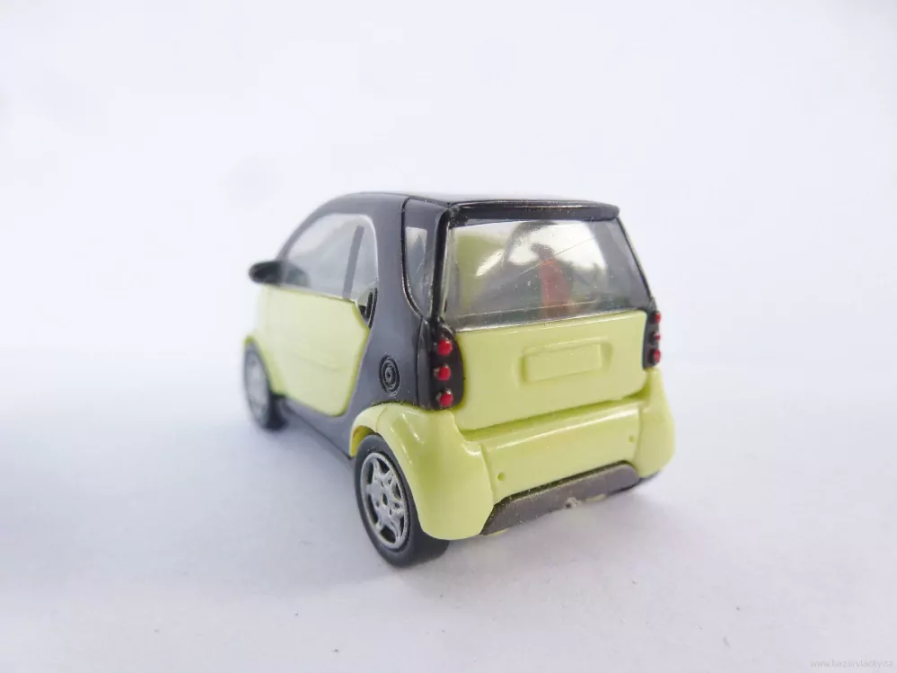 H0 BUSCH Osobní automobil Smart Fortwo Cabrio PĚKNÝ STAV