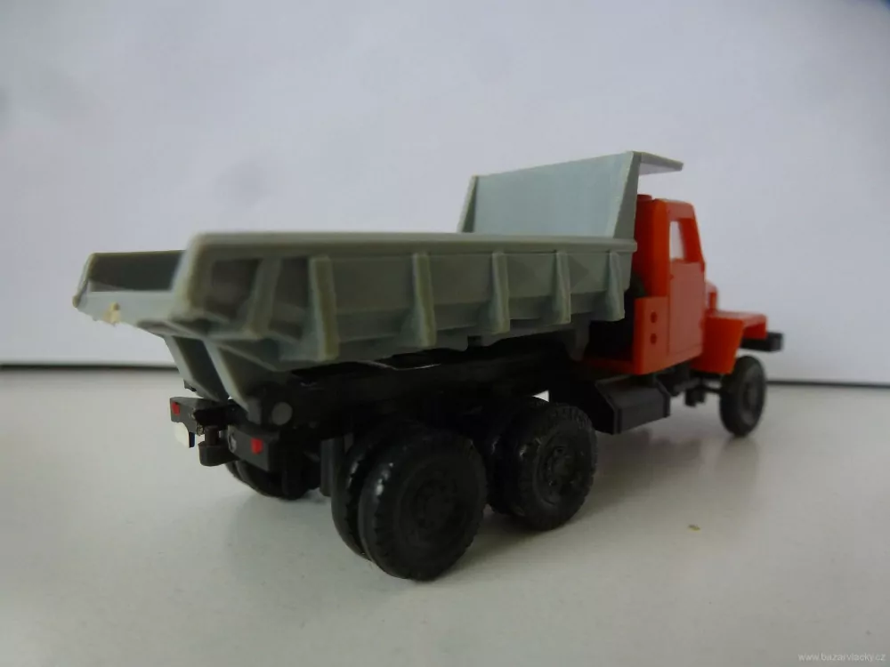 H0 Nákladní automobil valník - oranžový