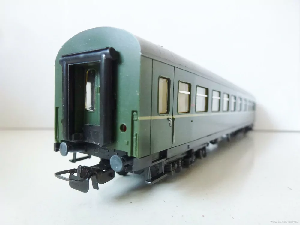 H0 PIKO Rychlíkový vůz 1. a 2. tř. 51 50 38 - 45 068-7 DR TOP STAV