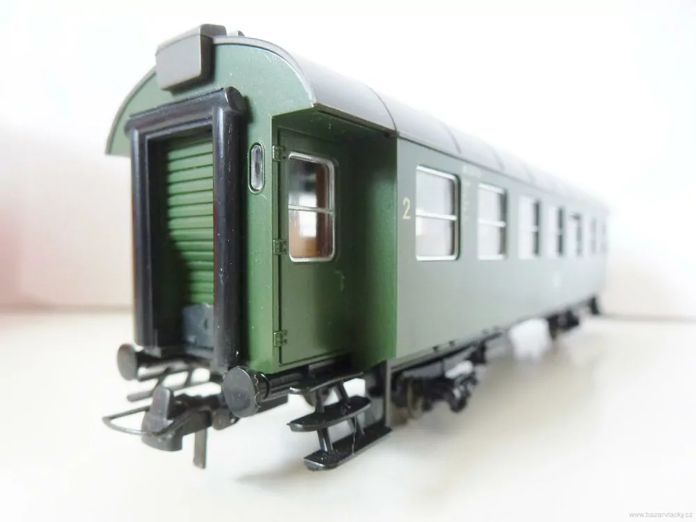 H0 ROCO Osobní vůz 2. tř. DB