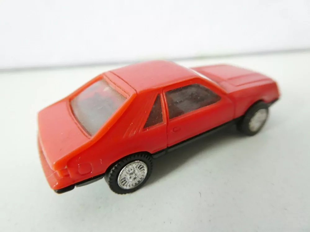 H0 Osobní automobil Ford Mustang 1:87