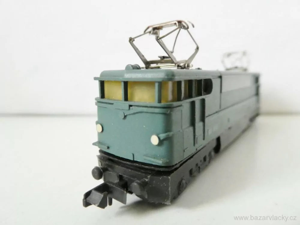 N PIKO Elektrická lokomotiva BB 9210 SNCF TOP STAV