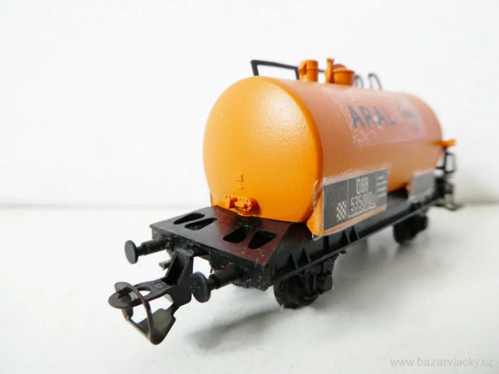 TT BTTB Cisternový vůz ARAL ÖBB TOP STAV NEPOUŽITÝ V KRABIČCE