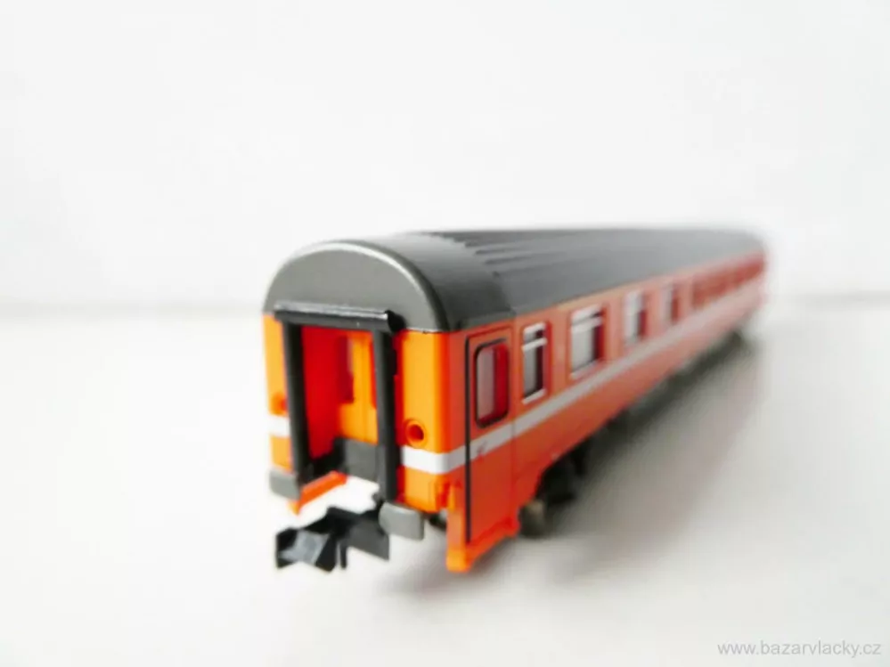 N ROCO Osobní vůz 1. tř. SNCF TOP STAV