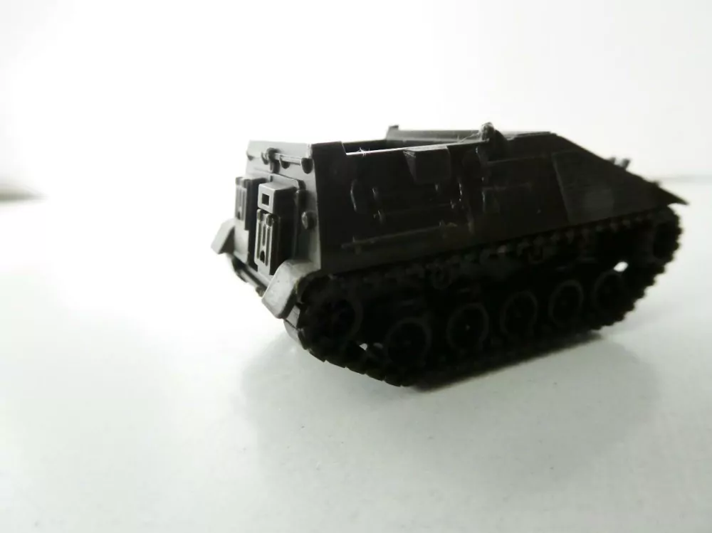 H0 ROCO Vojenské vozidlo