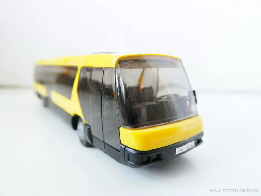 H0 RIETZE Autobus Neoplan Metroliner