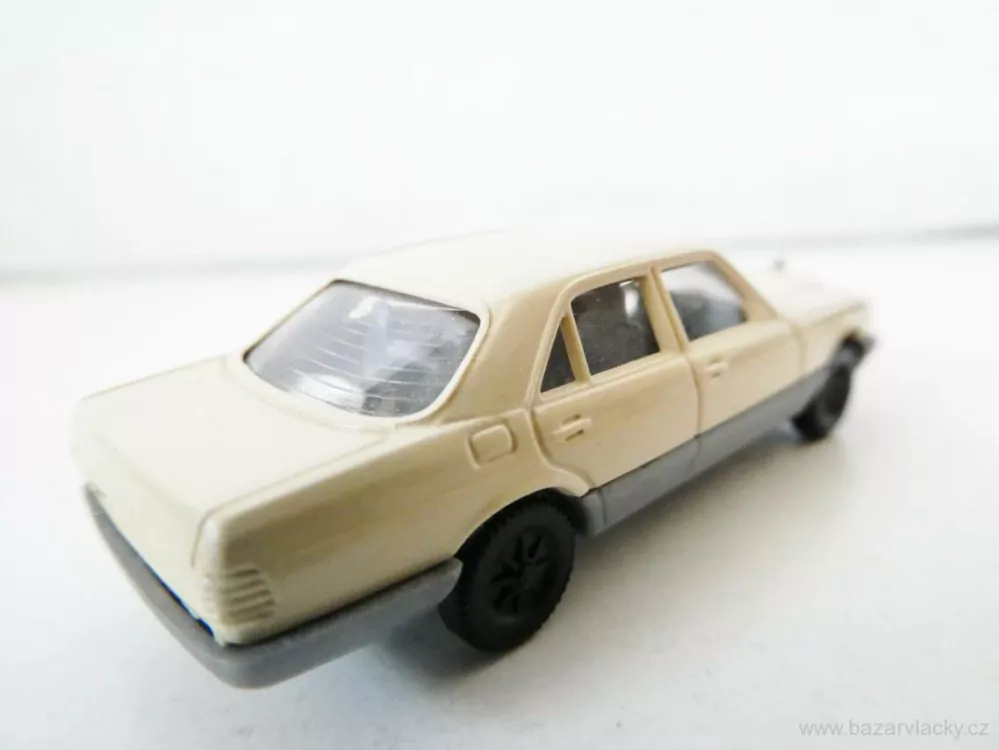 H0 FLEISCHMANN Osobní automobil Mercedes 500 TOP STAV