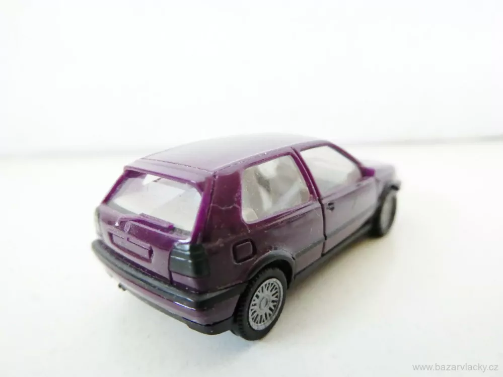 H0 HERPA Osobní automobil VW Golf VR 6 TOP STAV