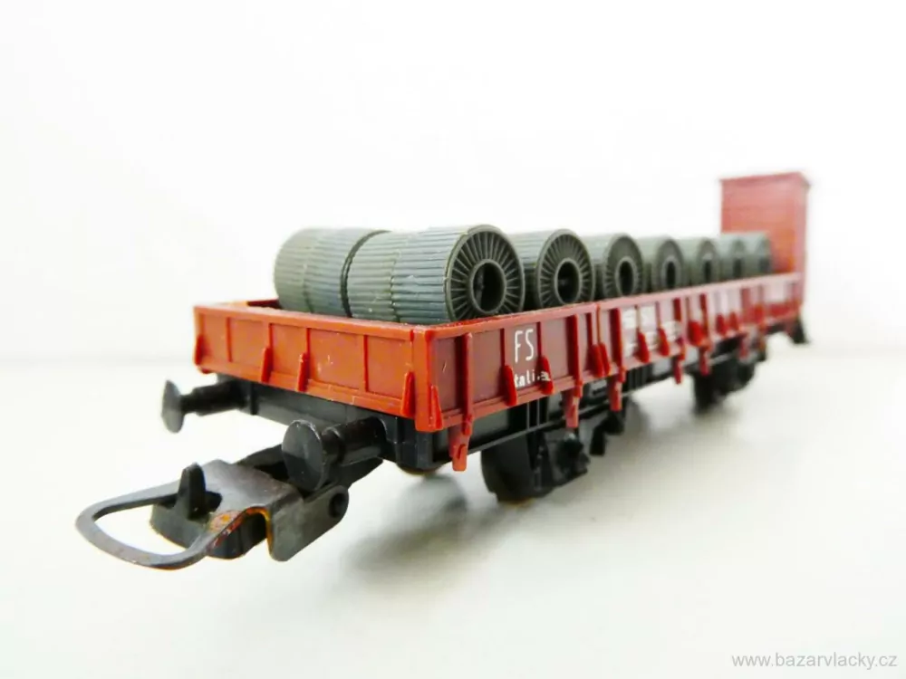 H0 LIMA Nákladní vůz nízkostěnný s budkou a nákladem 