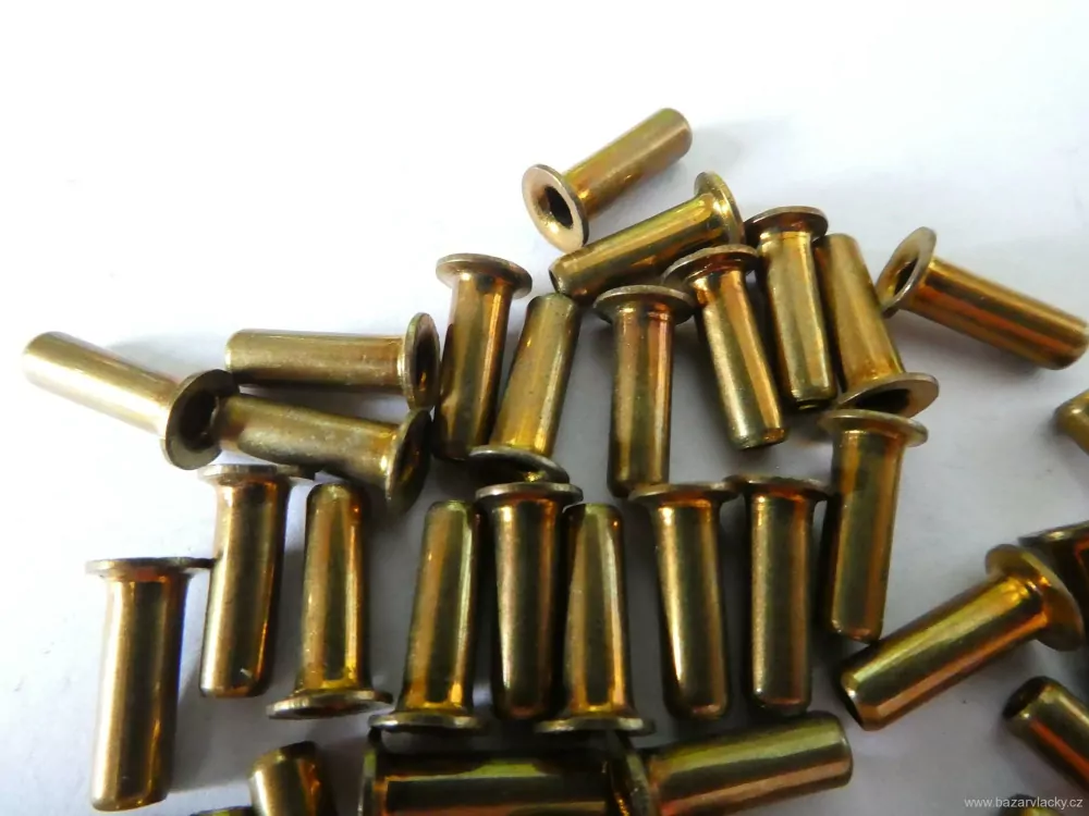 SET 42 ks Nýtek délka 9,5 mm, průměr 3 mm