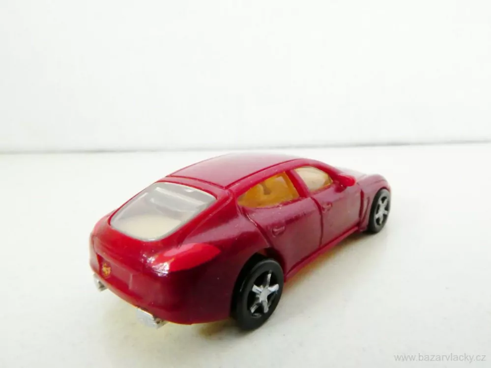 H0 Osobní automobil Porsche MPG DC068