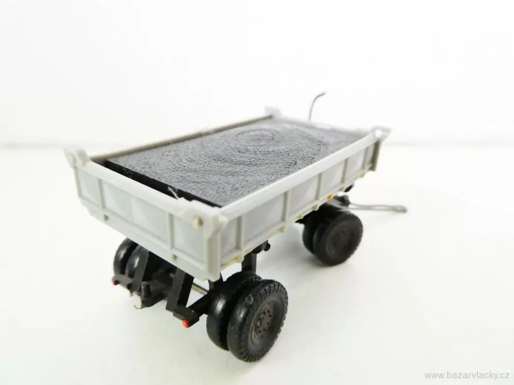 H0 Přívěs za nákladní automobil s bočním výklopným mechanismem