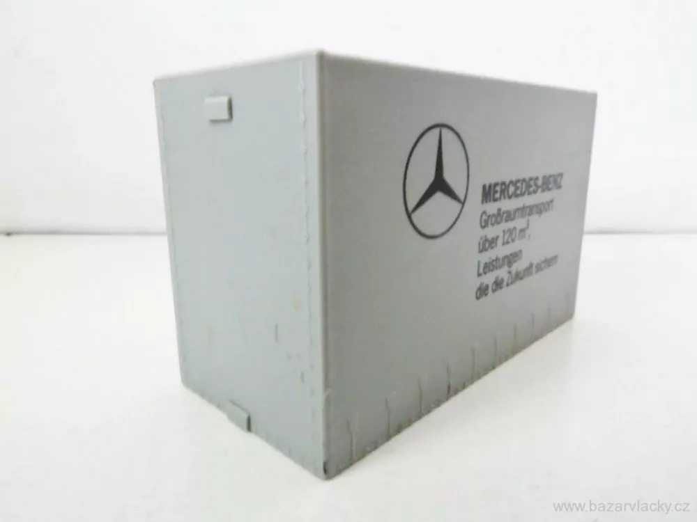 H0 Plachta na nákladní automobil MERCEDES-BENZ
