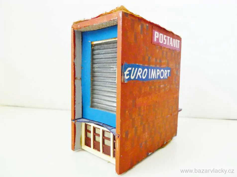 TT/N Drážní budova moderní