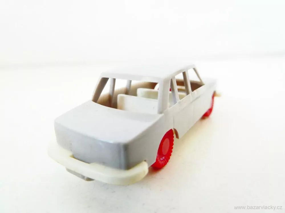 H0 Osobní automobil Wartburg 353 šedá PĚKNÝ STAV