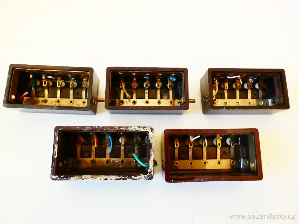 TT - H0 Klávesnice tlačítková starší výroby SET 5 ks