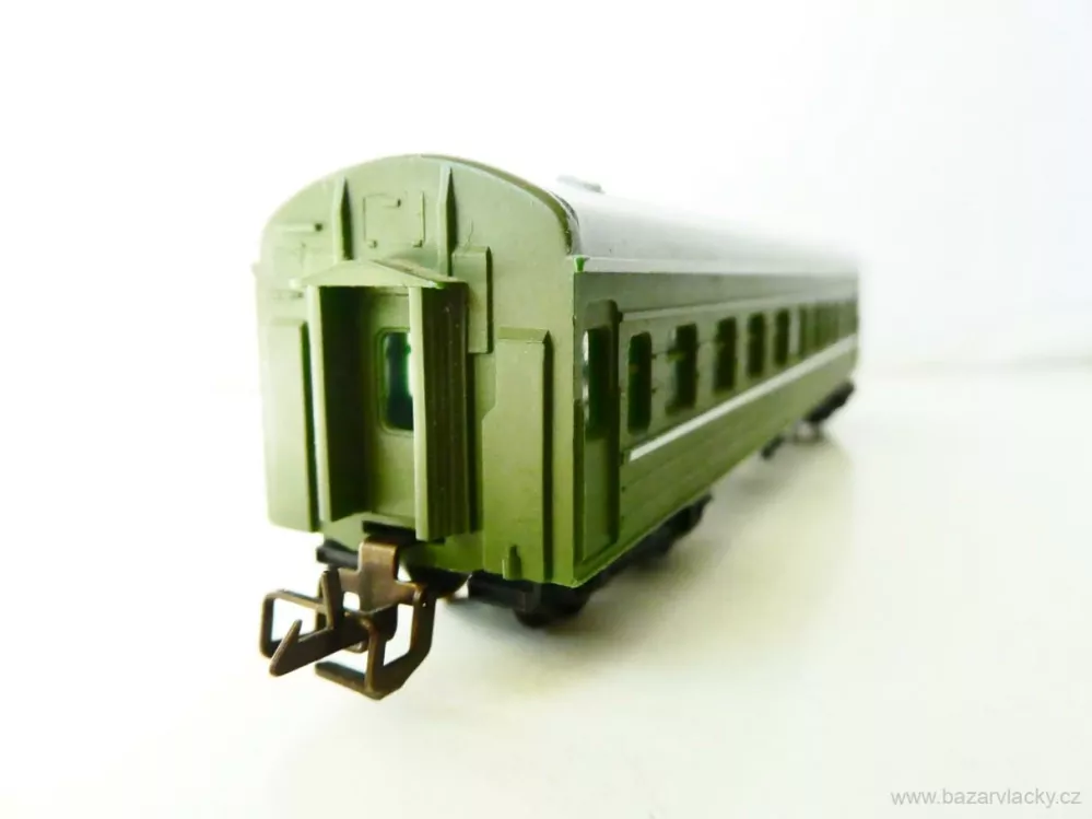 TT BTTB/ZEUKE Osobní vůz CCCP PĚKNÝ STAV