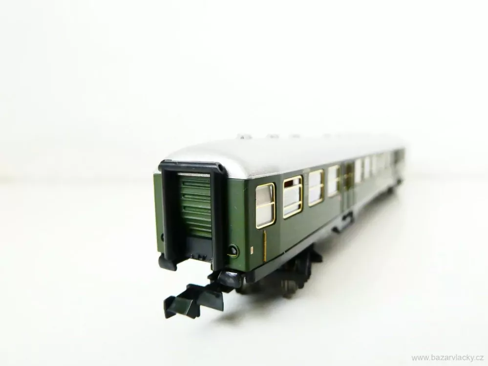 N FLEISCHMANN 8863 K Příměstský osobní vůz (Silberlink) 2. tř. 41 009 Mü DB TOP STAV NEPOUŽITÝ v krabičce 