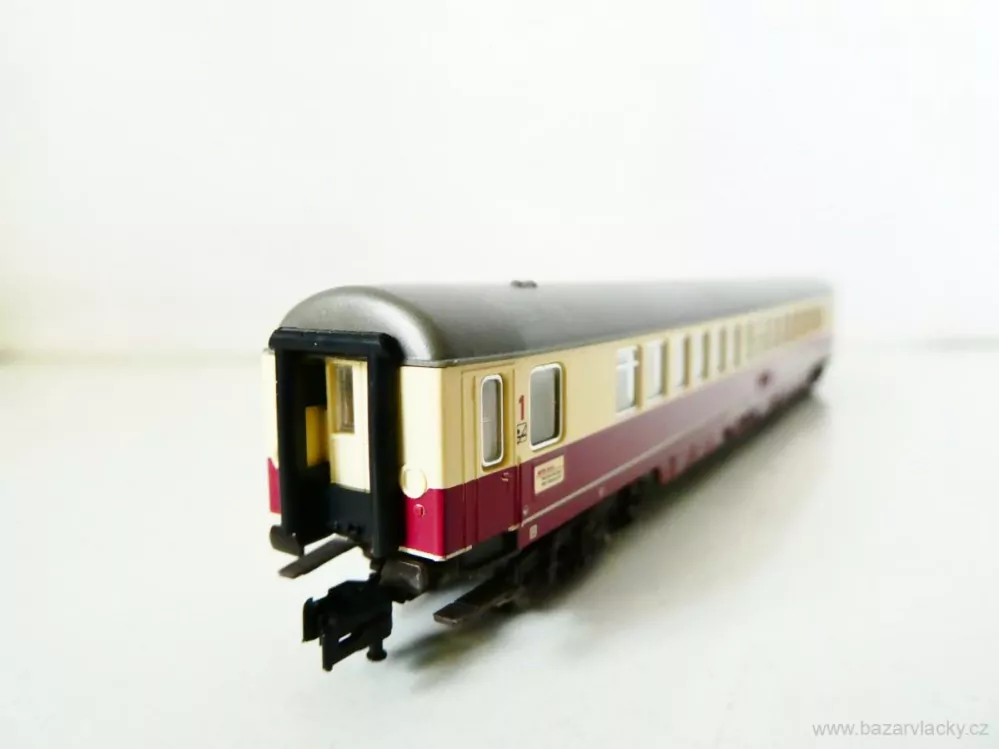 N FLEISCHMANN 8163 K IC Osobní vůz 1. tř. 61 80 18-90 050-5 DB TOP STAV NEPOUŽITÝ v krabičce