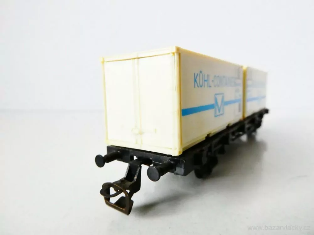 TT BTTB Plošinový vůz s kontejnery KÜHL-CONTAINER M