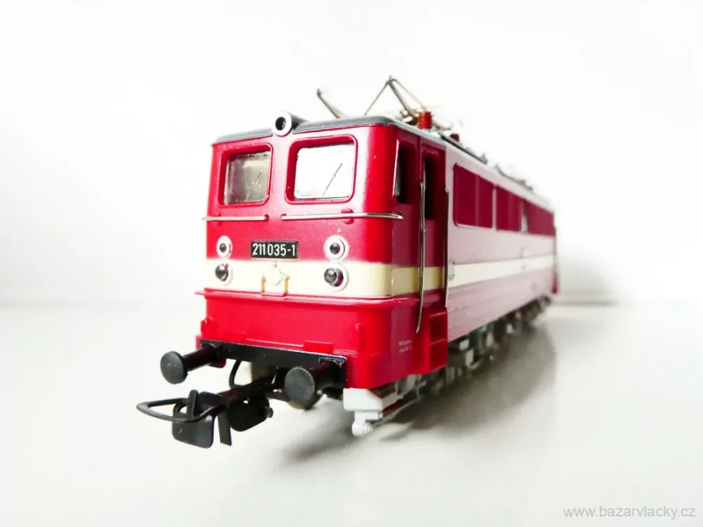 H0 PIKO Elektrická lokomotiva E 211 035-1 DR TOP STAV