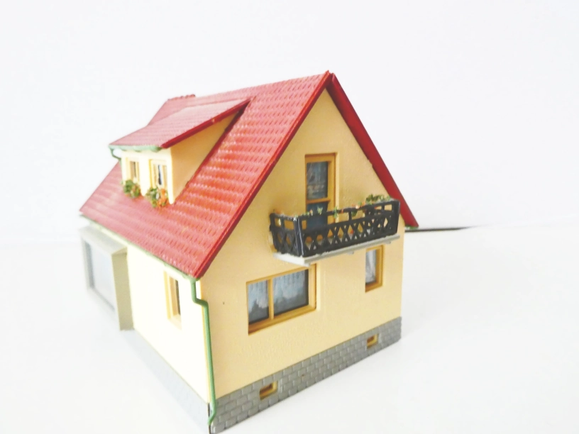 TT Rodinný dům s balkónem