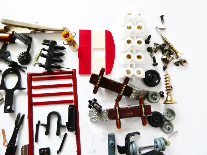 H0 MIX SET Náhradí díly - vše, co je na foto