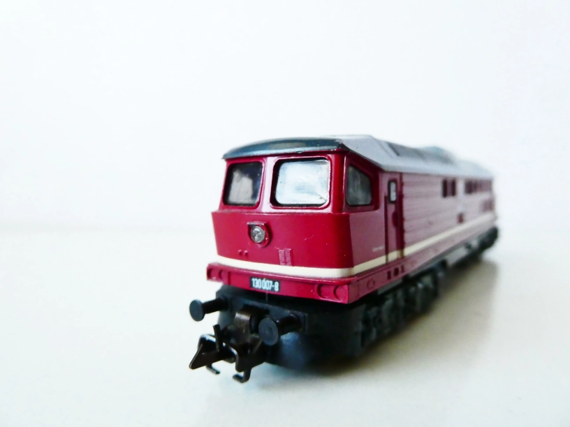 TT ZEUKE Dieselová lokomotiva BR 130 007-8 DR