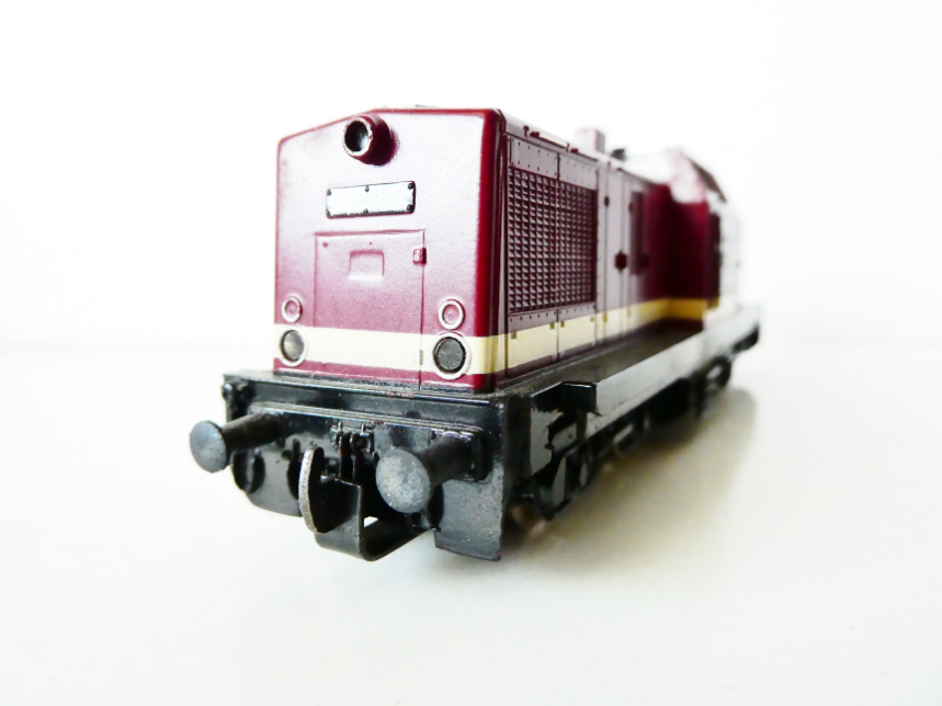 H0 GÜTZOLD Dieselová lokomotiva BR 110 025-4 DR