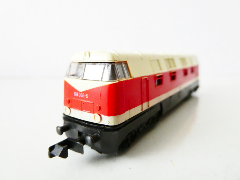 N PIKO Dieselová lokomotiva BR 118 086-8 DR