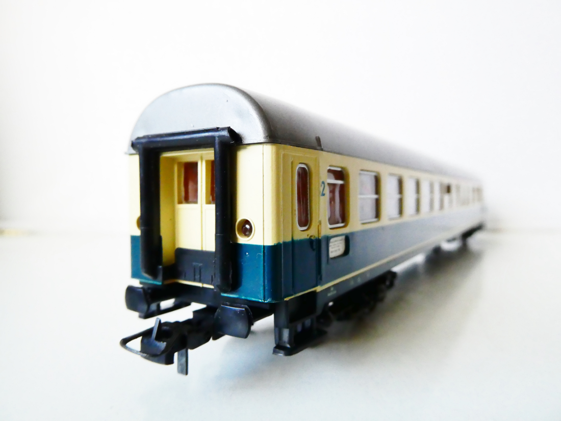 H0 ROCO Osobní vůz 1. a 2. tř. 51 80 30-70 430-9 DB PĚKNÝ STAV