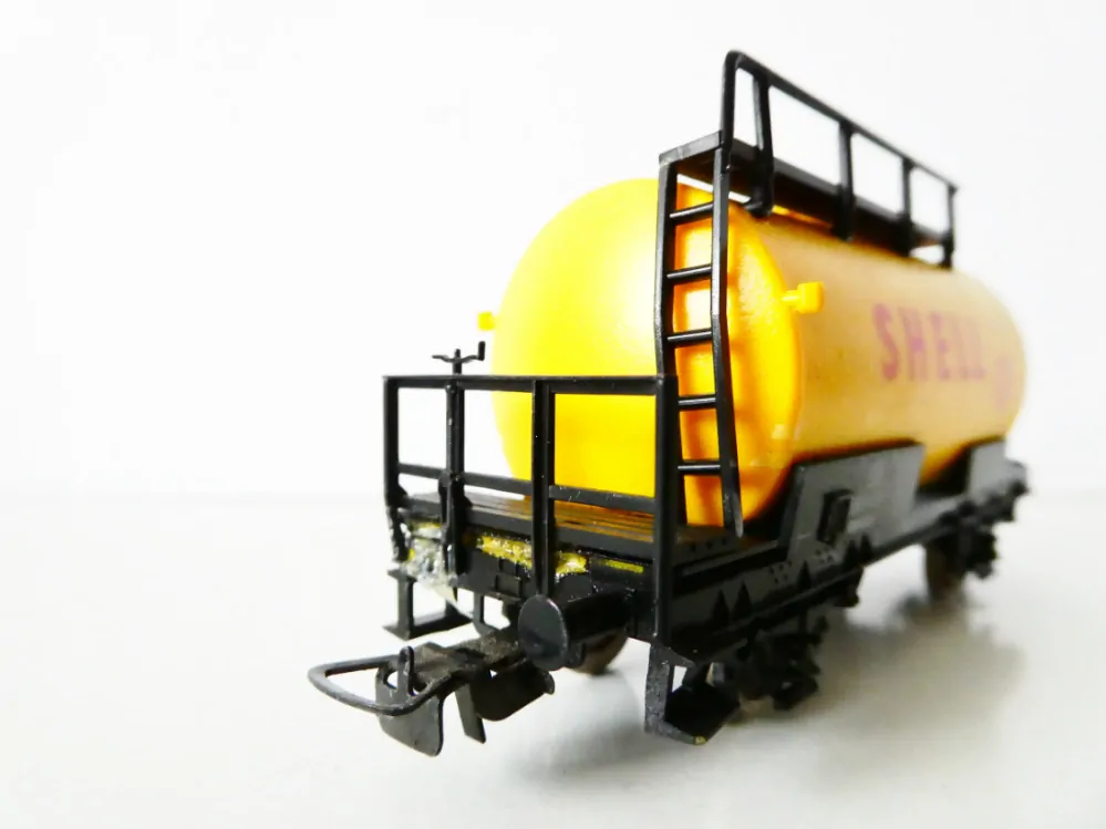 H0 PIKO Cisternový vůz SHELL  583 439 DB OCELOVÁ KOLA v krabičce