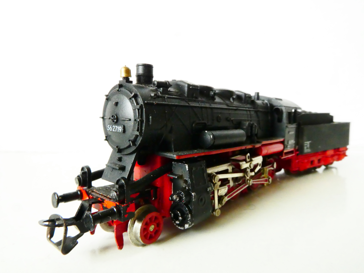 TT BTTB Parní lokomotiva BR 56 2719 s tendrem TOP STAV OSVĚTLENÁ PĚKNÝ STAV