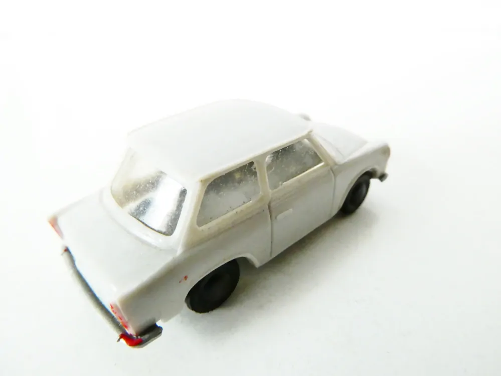 H0 Osobní automobil TRABANT 601 šedý