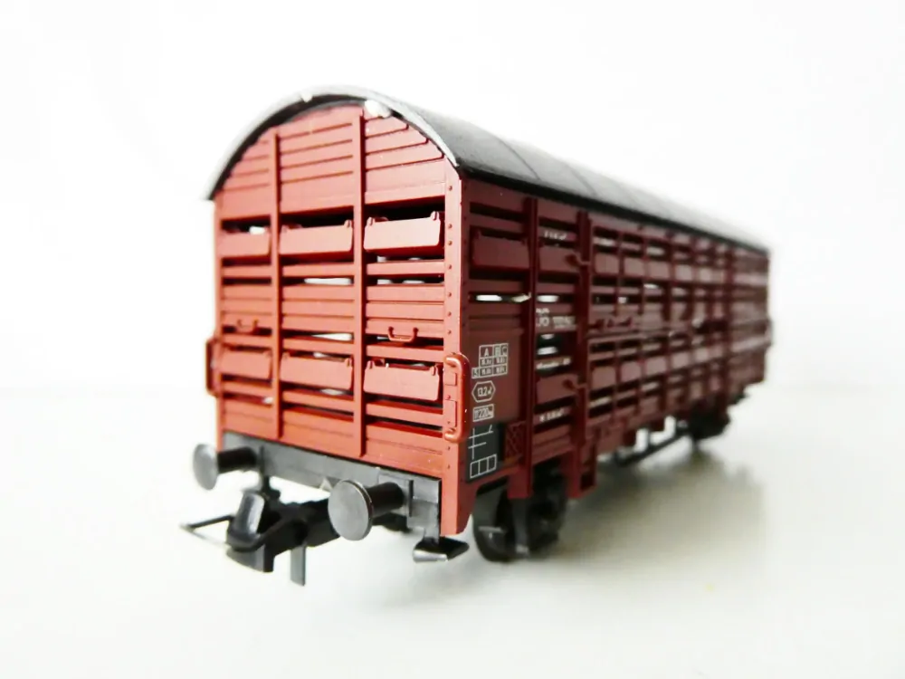 H0 ROCO 4308S Vůz na přepravu dobytka 332 643 DB TOP STAV NEPOUŽITÝ v krabičce