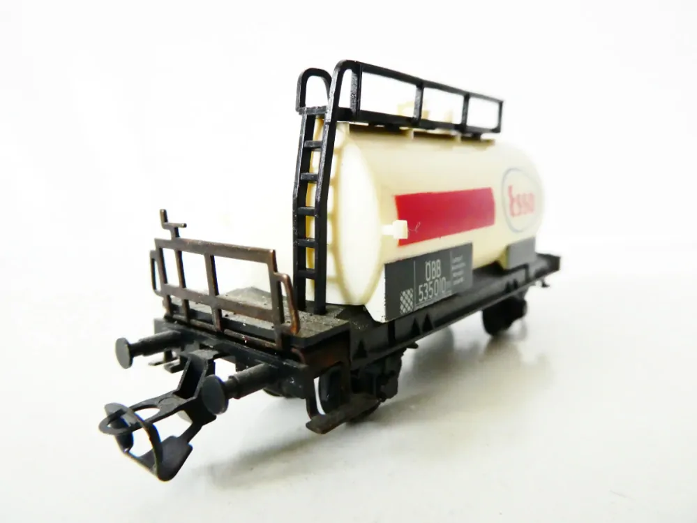 TT BTTB Cisternový vůz ESSO ÖBB TOP STAV NEPOUŽITÝ