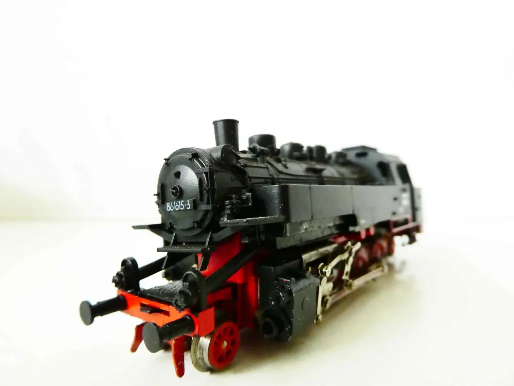 TT ZEUKE Parní lokomotiva BR 86 1615-3 DR OSVĚTLENÁ TOP STAV v krabičce