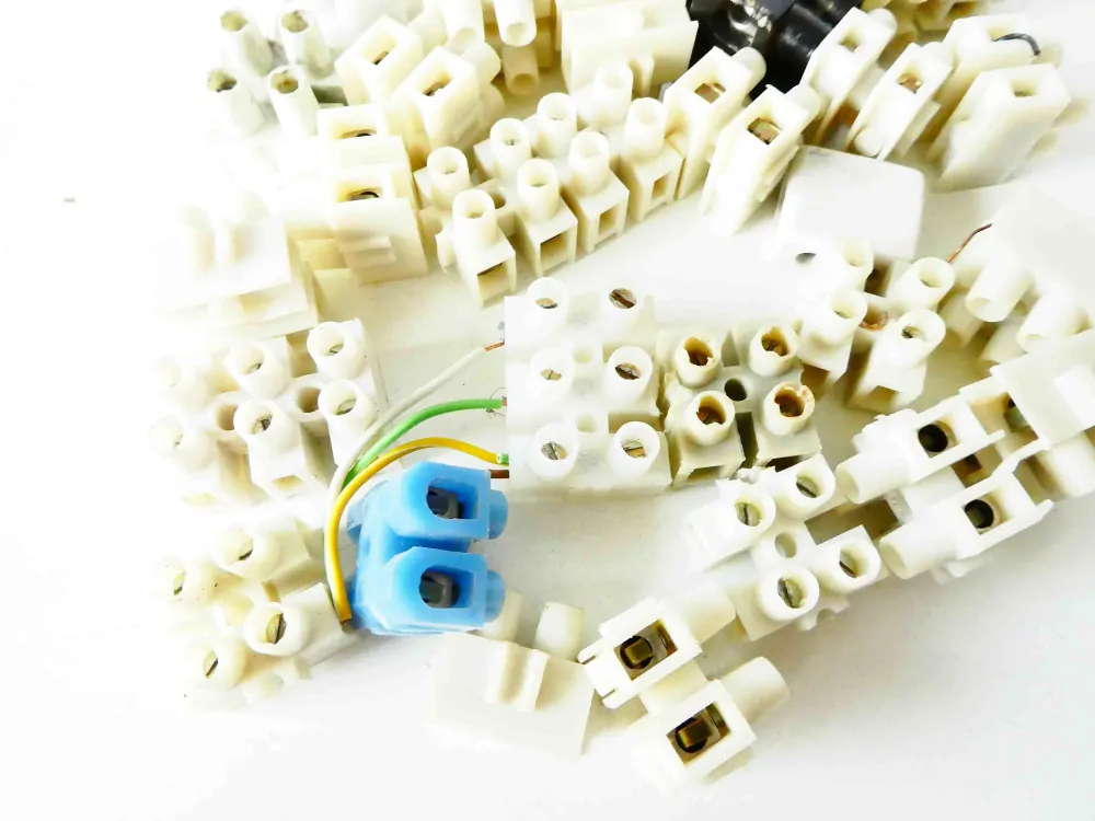 TT - H0 SET 37 ks Svorkovnice - čokoláda - vše, co je na foto