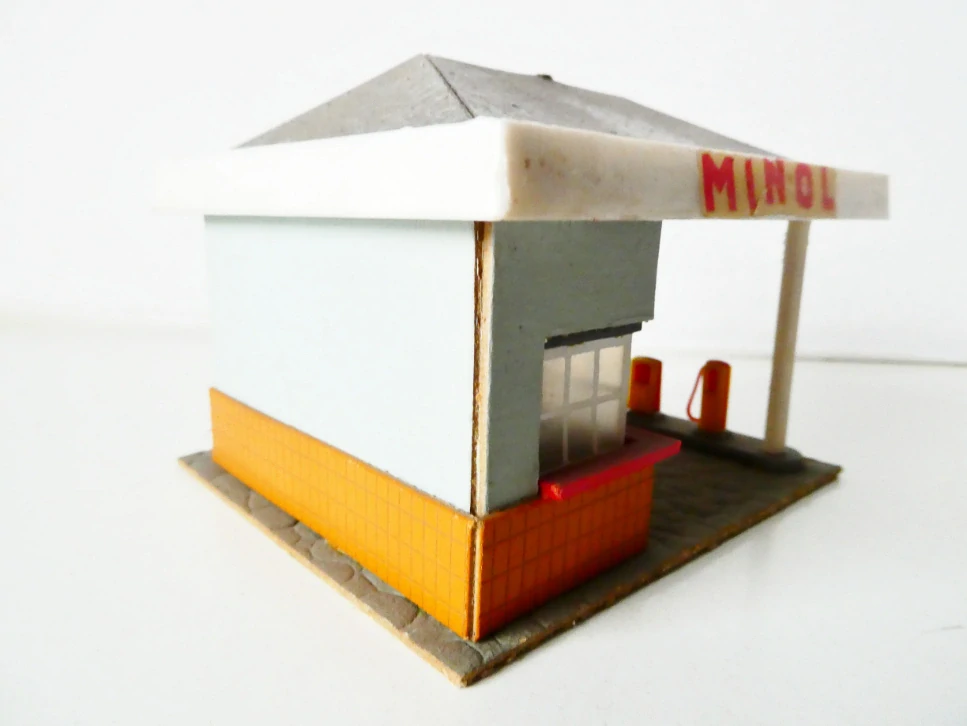 TT/H0 Čerpací stanice MINOL s čerpacími stojany