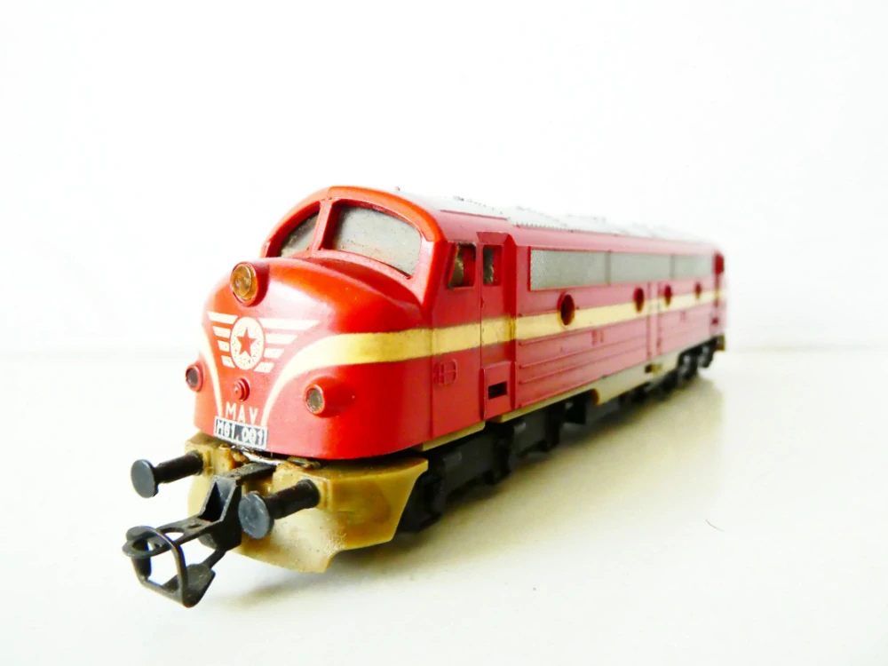 TT BTTB Dieselová lokomotiva NOHAB M61 001 OSVĚTLENÁ PĚKNÝ STAV