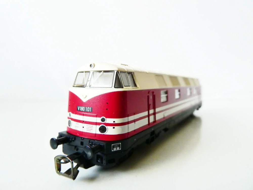 TT TILLIG 02662 Dieselová lokomotiva V 180 101 DR OSVĚTLENÁ TOP STAV NEPOUŽITÁ v orig. krabičce s doplňky a návodem NOVÁ