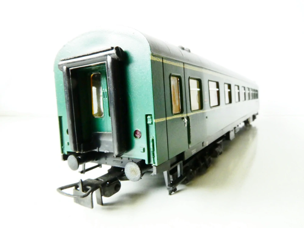 H0 PIKO Rychlíkový vůz 1. a 2. tř. 51 50 38 - 45 068-7 DR TOP STAV