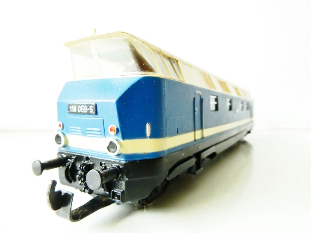 H0 GÜTZOLD Dieselová lokomotiva BR 118 059-5 DR OSVĚTLENÁ NA SERVIS (JEDE, ALE NUTNO POSTRČIT)