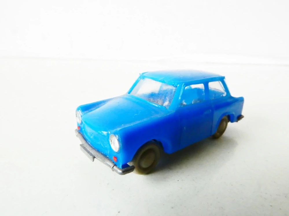 H0 Osobní automobil Trabant 601 modrý PĚKNÝ STAV