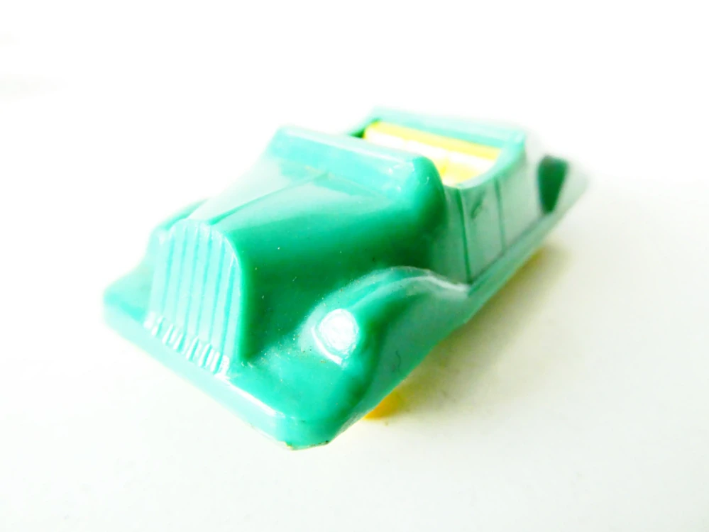 H0 Starý osobní automobil bakelitový ANTIK PĚKNÝ STAV