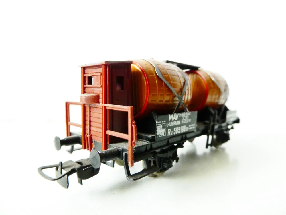 H0 SCHICHT Nákladní vůz na víno 505198 MAV TOP STAV