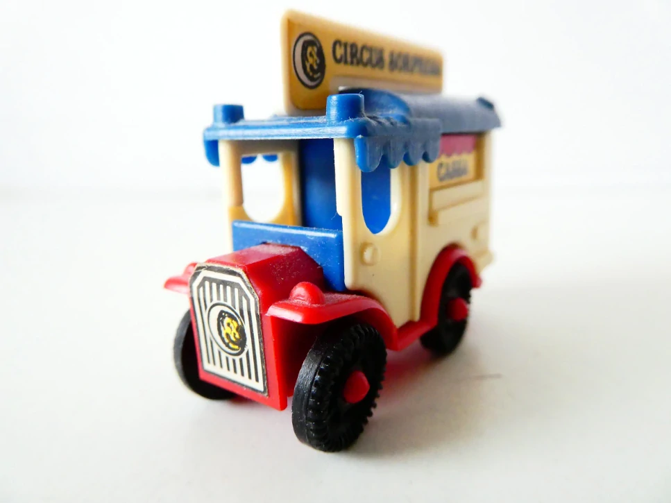 H0 Automobil CIRCUS SORPRESA - CASSA