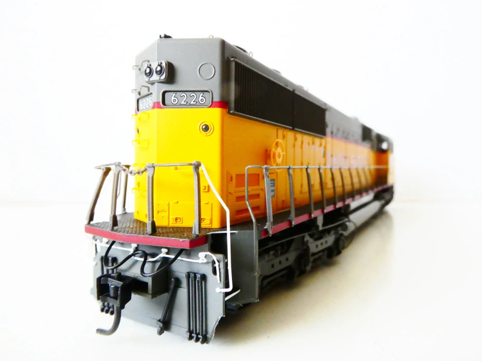 H0 LIFE-LIKE Dieselová lokomotiva 6226 UNION PACIFIC - NA OPRAVU (NEJEDE, pouze vrčí)